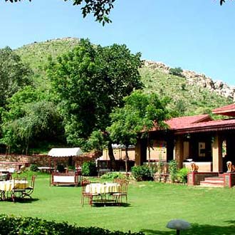 Jagat Retreat - Excellent Hotel for Dining Quality